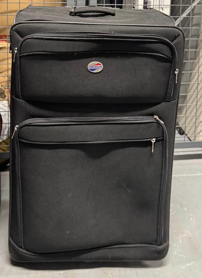 4 Piece Luggage Set - All Sizes - photo 3