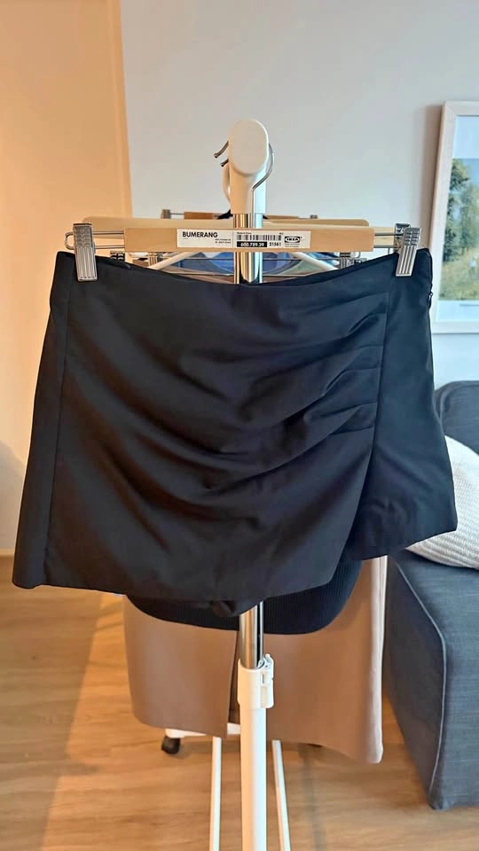 Zara Skort Size M