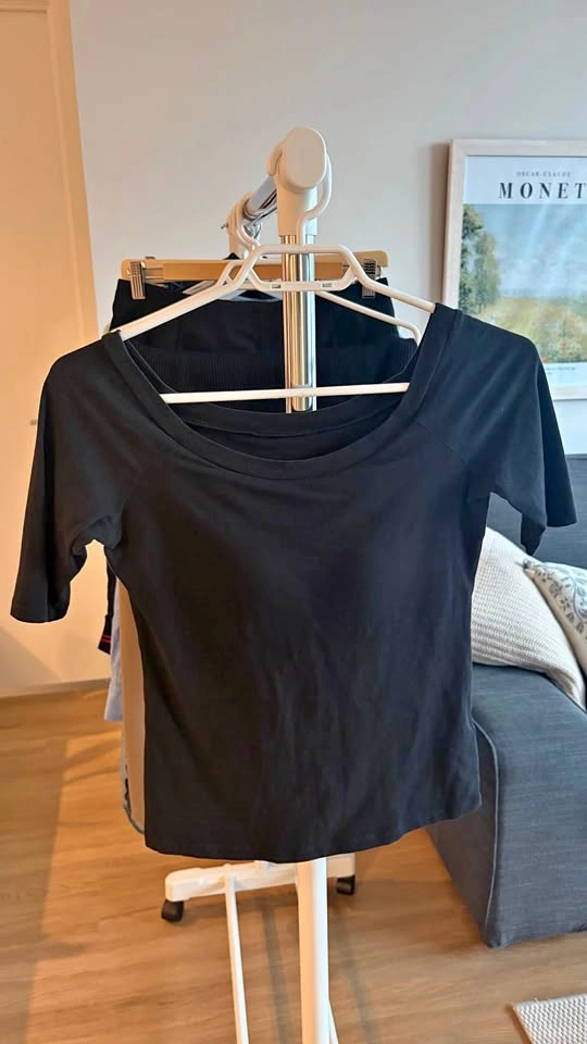Uniqlo Boat Neck Shirt with Shelf Bra - Size XS