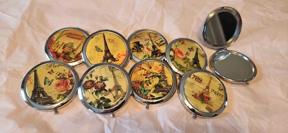 Paris theme compact mirrors. Party favours. Bomboniere. 51 piece