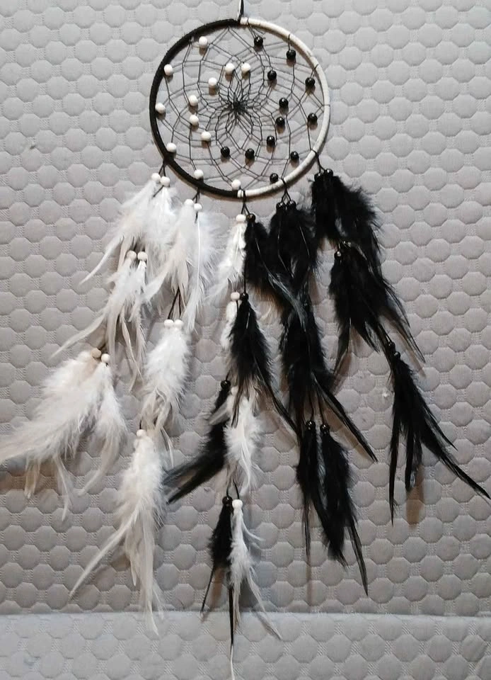 New Black and White Dreamcatcher 28 inch - photo 2