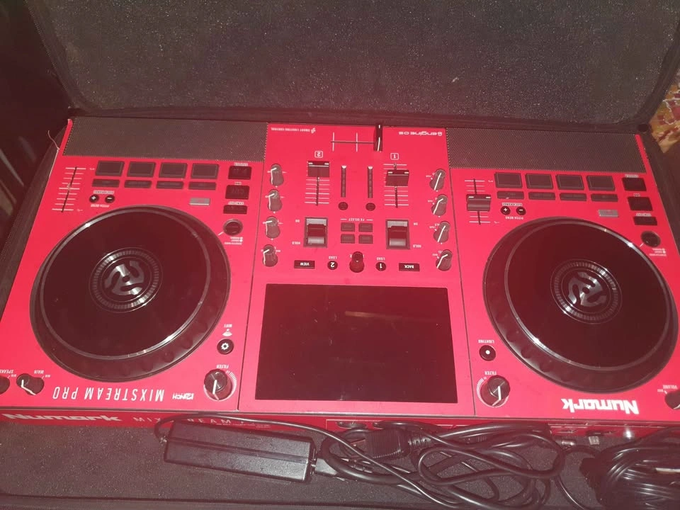 Numark Mixstream Pro Standalone DJ Controller - Rare Red Edition - photo 2
