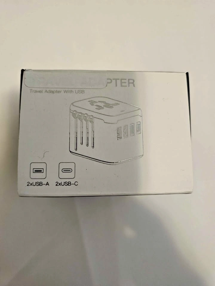 Travel Adapter Worldwide: 5 in-1