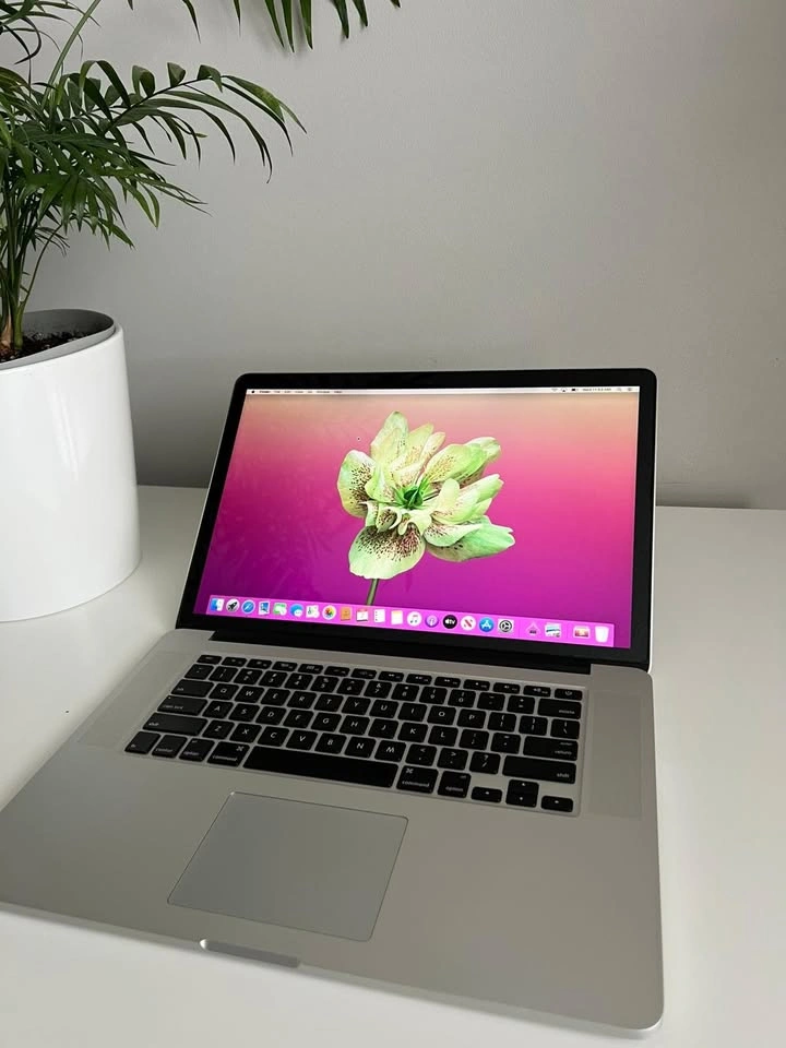 15" Macbook Pro i7 2.7Ghz/16GB Ram/512GB Storage - photo 5
