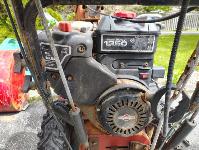 CRAFTMAN SNOW BLOWER - photo 3