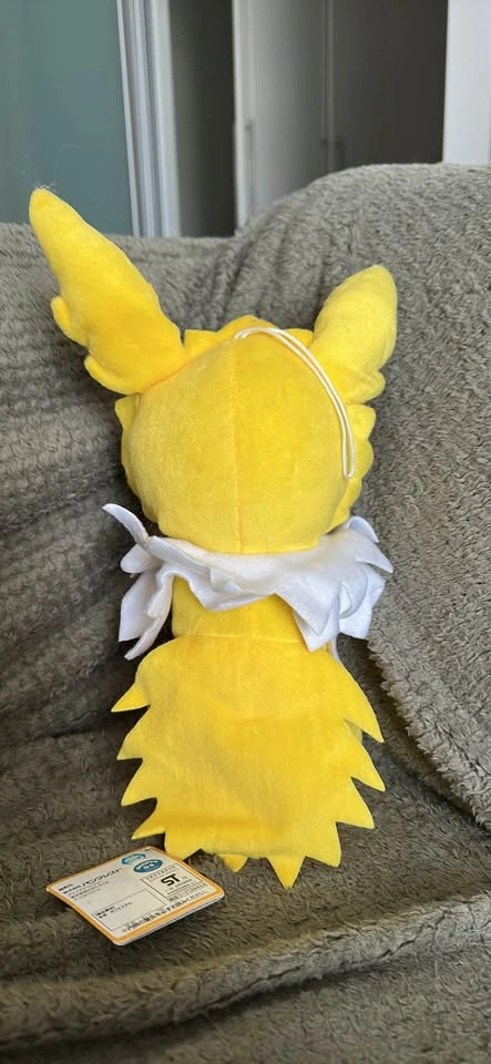 Pokemon Jolteon Plush Toy - photo 2
