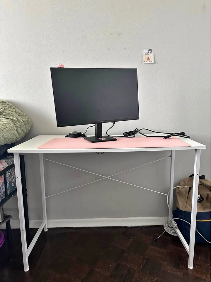 White Minimalist Computer Desk