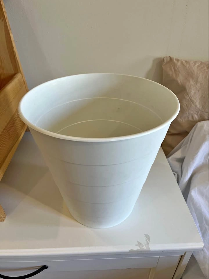 IKEA trashcan