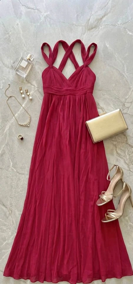 STUNNING BCBG Max Azria Chiffon Gown - Size XS - Red Crisscross