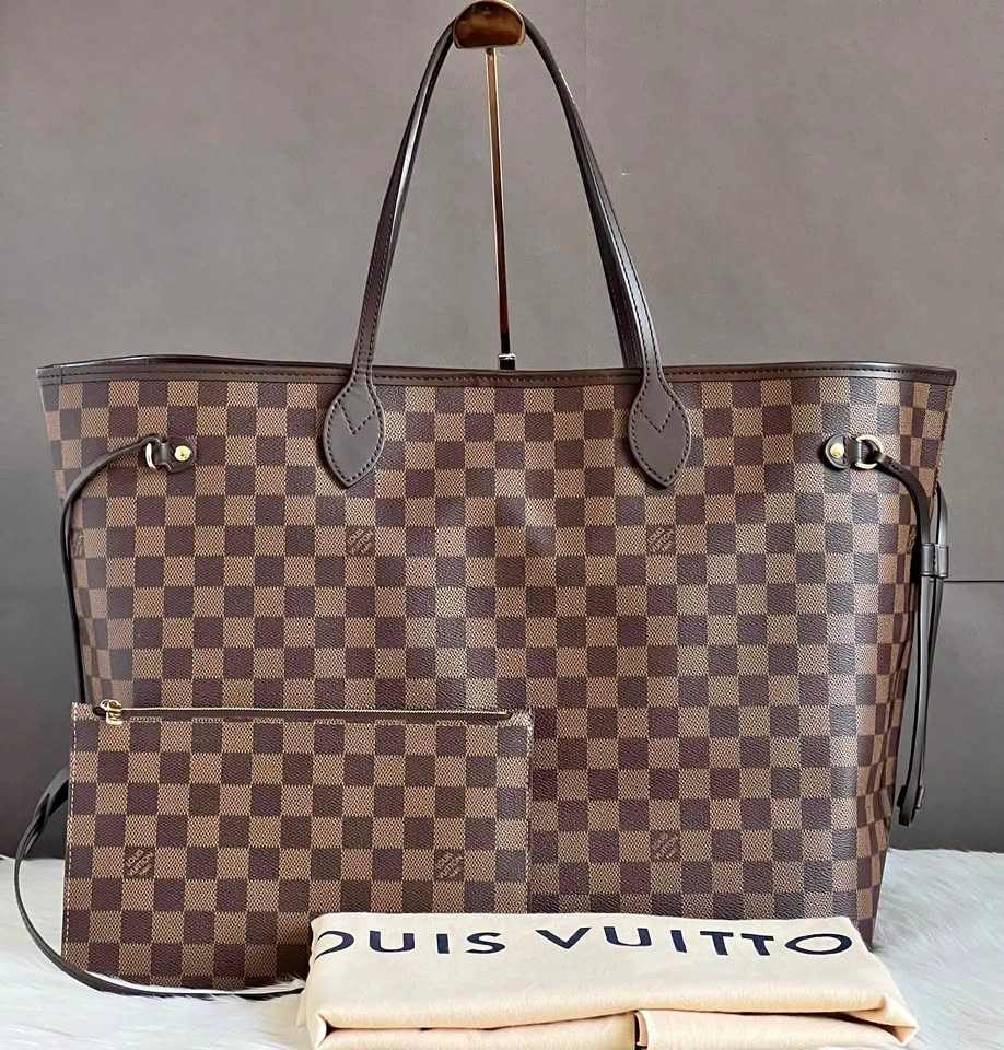 FOR SALE ✨ Brand new Louis Vuitton Neverfull GM