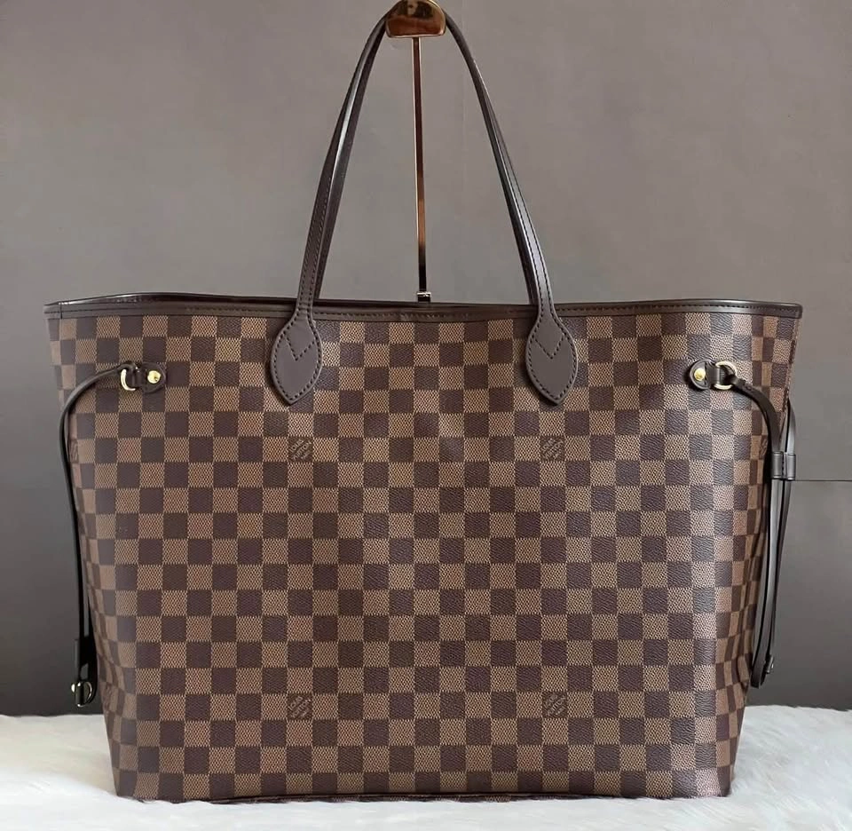 FOR SALE ✨ Brand new Louis Vuitton Neverfull GM - photo 2