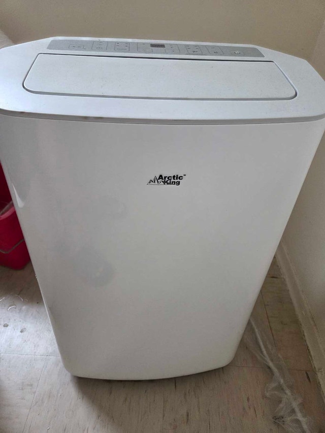 Arctic King Air Conditioner 12,000 BTU