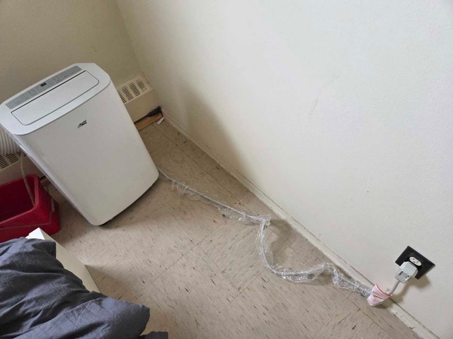 Arctic King Air Conditioner 12,000 BTU - photo 3
