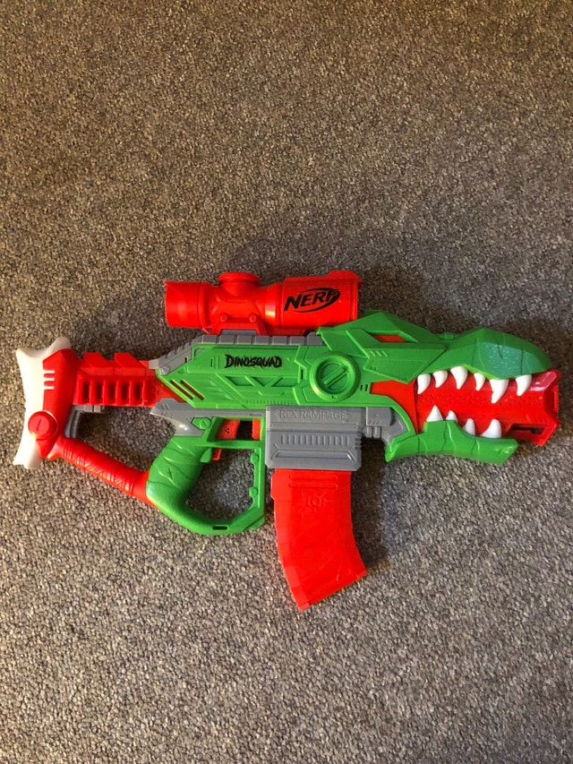 NERF GUN (NEW)