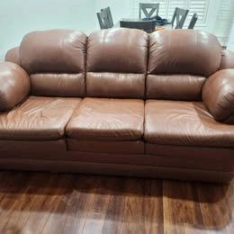 Leather 3-Seater Sofa – Comfortable & Solid