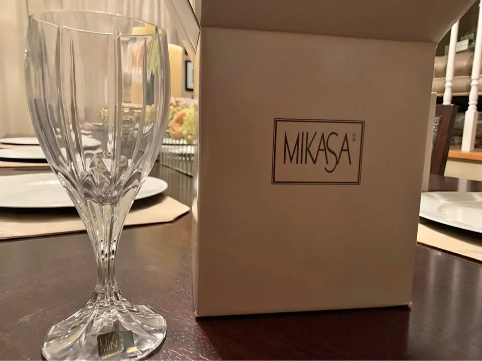 4 Crystal goblet Glasses BRAND NEW thumbnail
