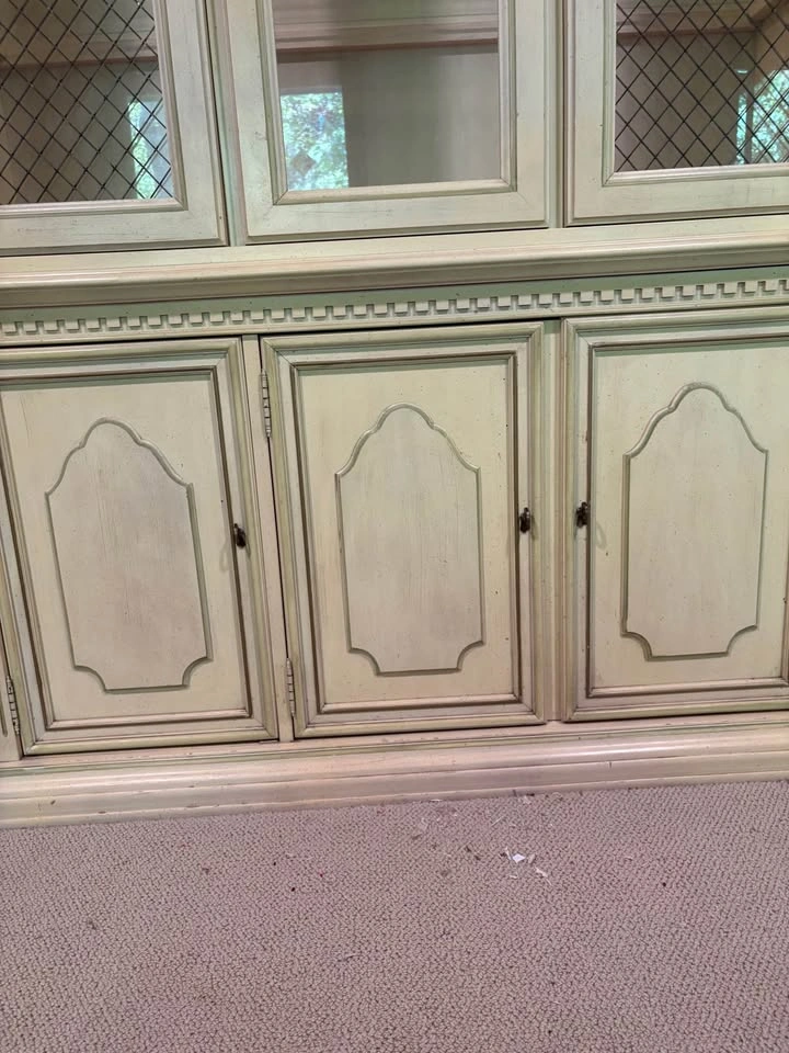 Vintage Stanley China Cabinet - photo 5