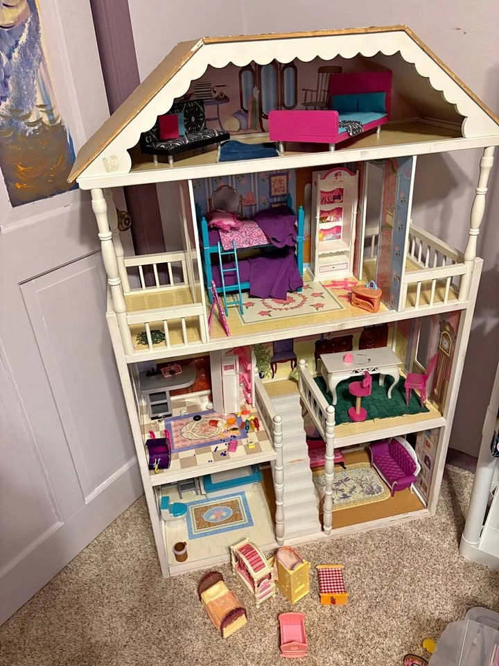 Kid Kraft Savannah Dollhouse