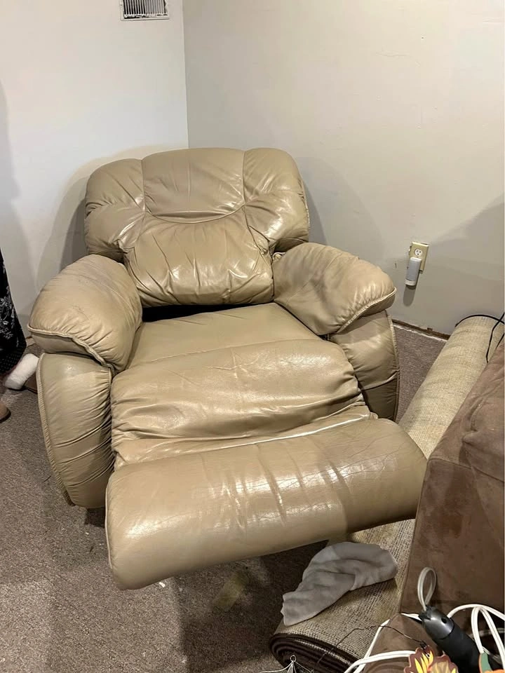 Leather Lazy Boy Recliner