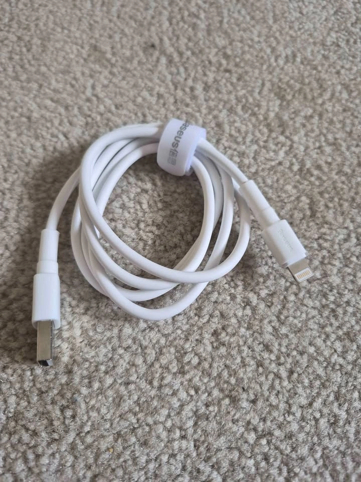Premium iPhone Lightning Cable (2.4A Fast Charge) - 1 Meter - photo 4