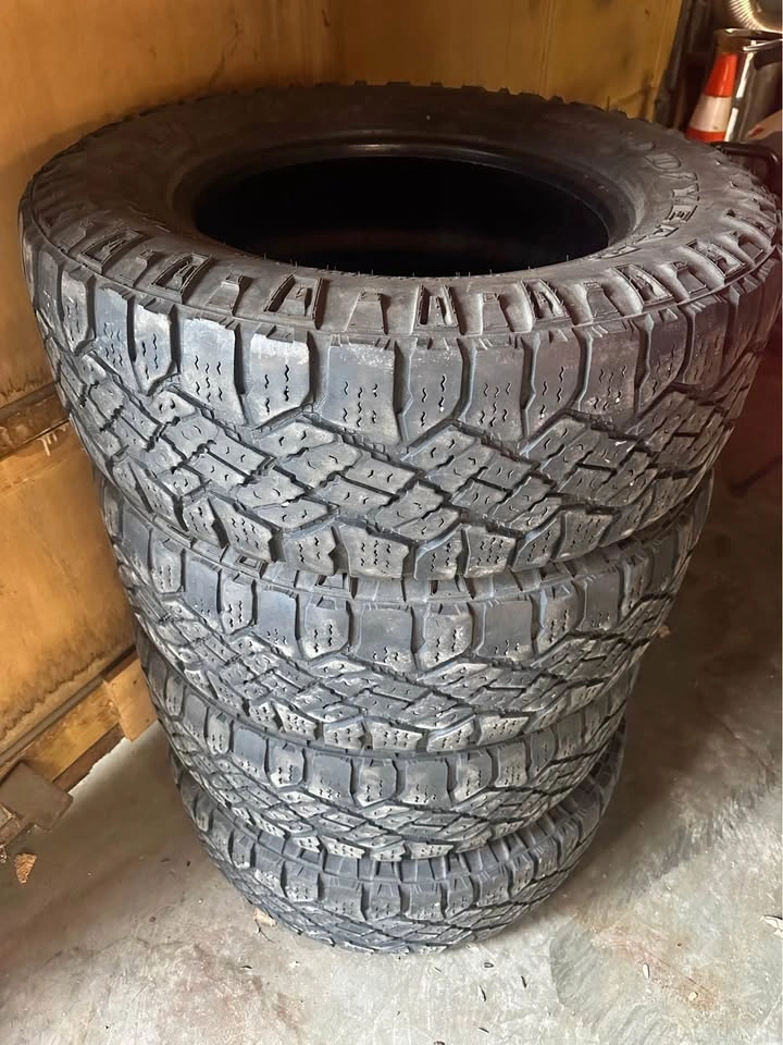 Goodyear Duratrac LT275/65R18 Tires - Set of 4 - photo 3