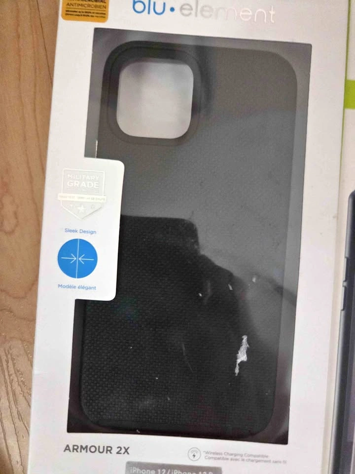 iPhone 12 / 12 Pro Case + Tempered Glass NEW