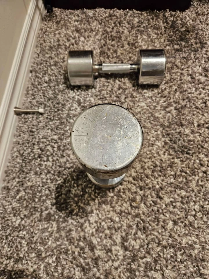 Pair of York 20 LB Chrome Dumbbells - photo 2