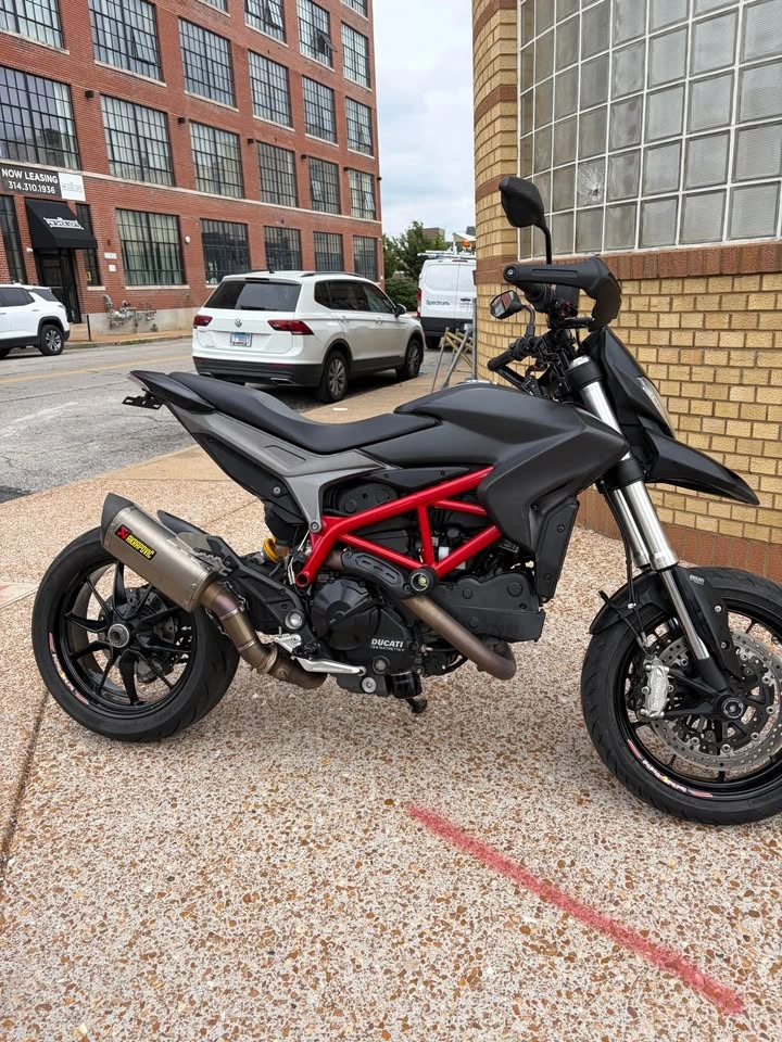 2015 Ducati Hypermotard 821 - photo 4