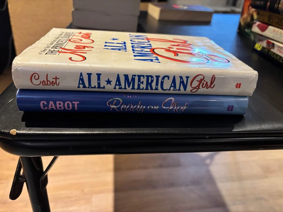 Meg Cabot Books - photo 2