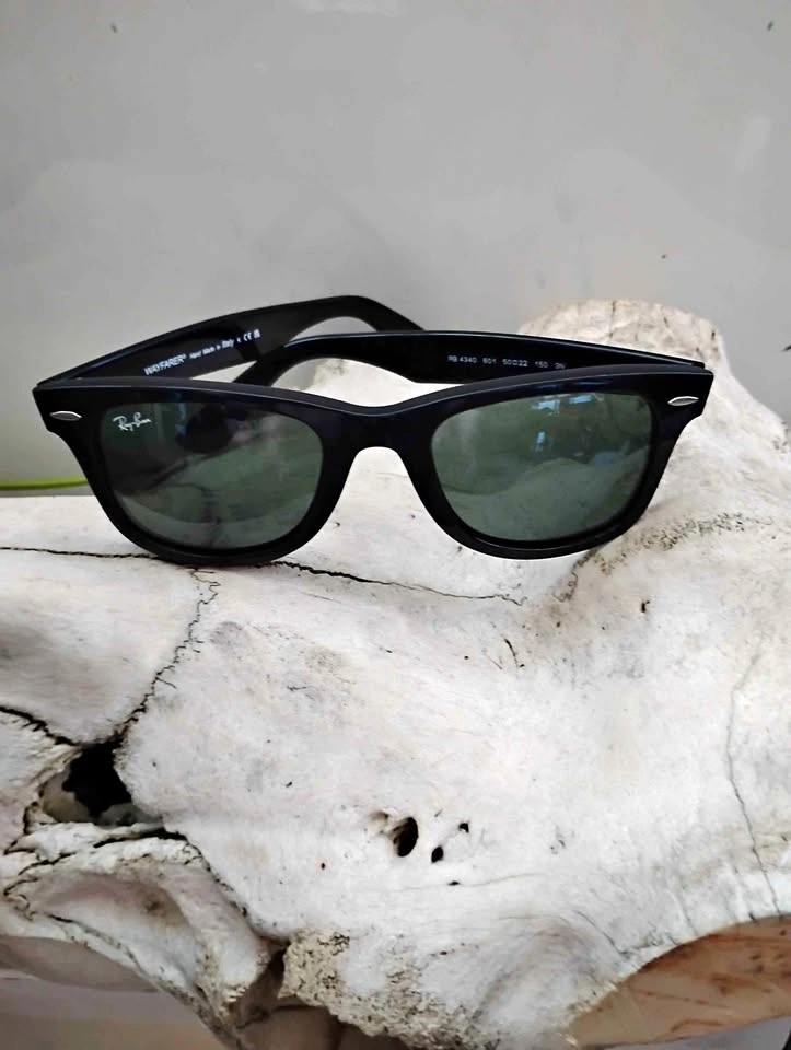 Ray Ban Wayfarer Sunglasses Black