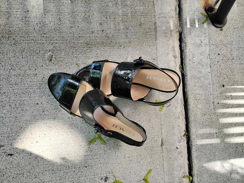 Patent leather shoes