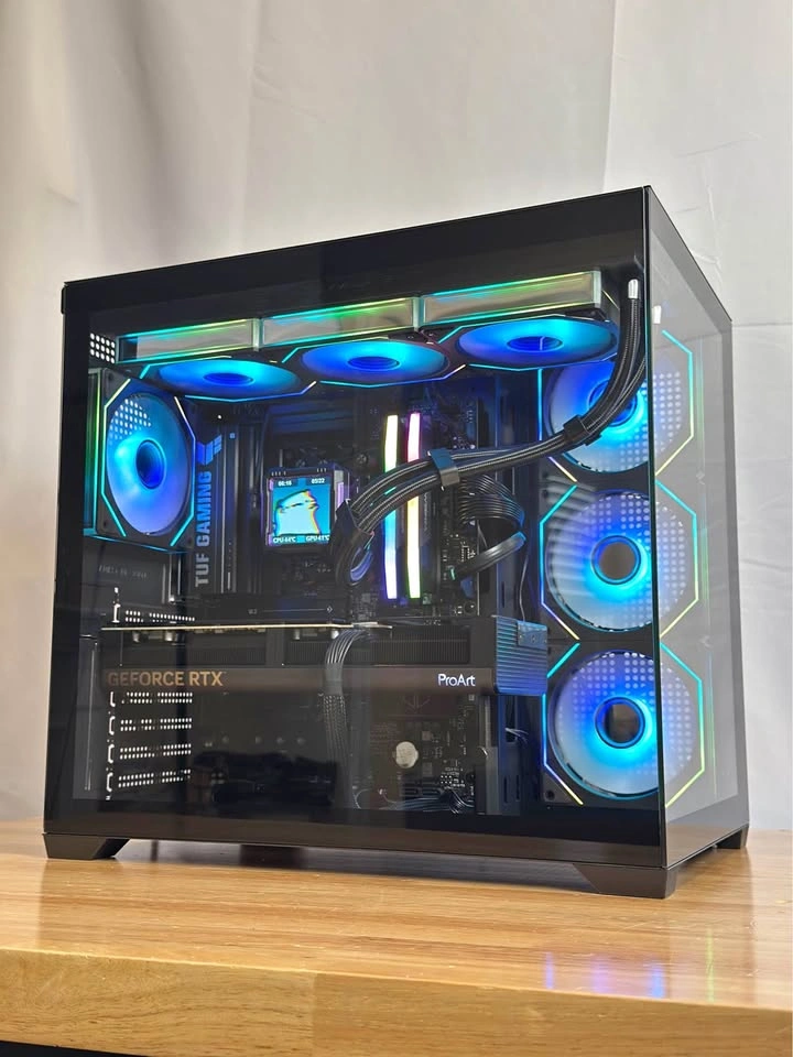 Ryzen 9800x3D | RTX 5070 Ti | 32GB RAM | 1TB SSD - HIGH END PC