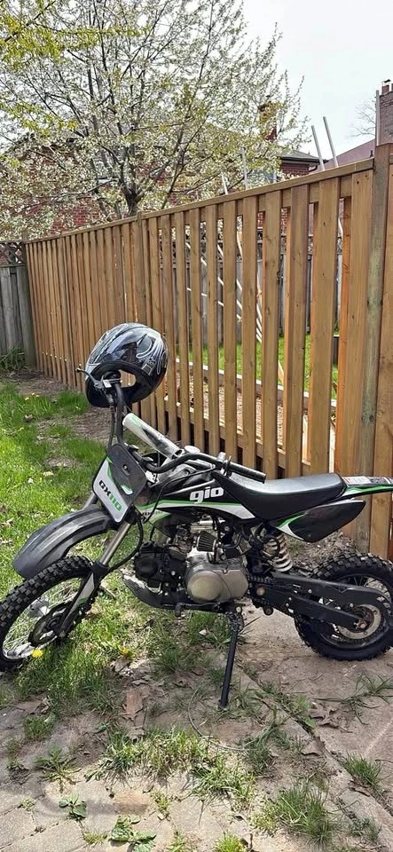 Gio GX110 Dirt Bike with Helmet