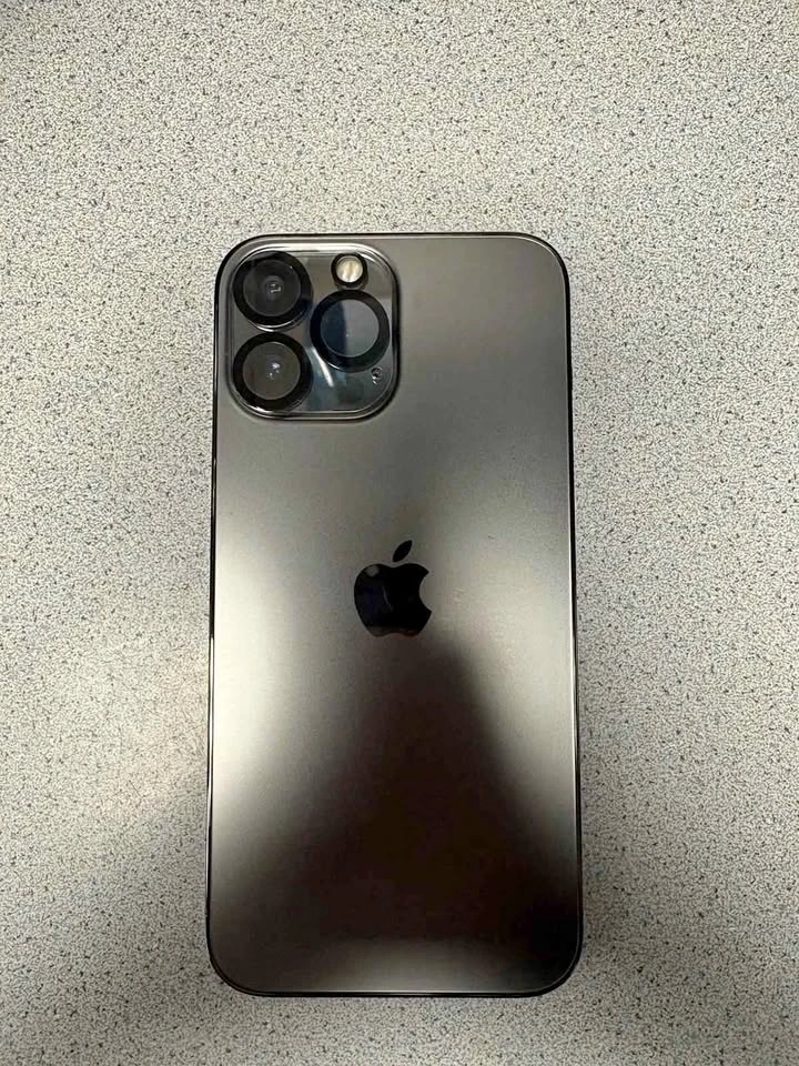 iPhone 12 Pro Max 128GB - 100% Battery