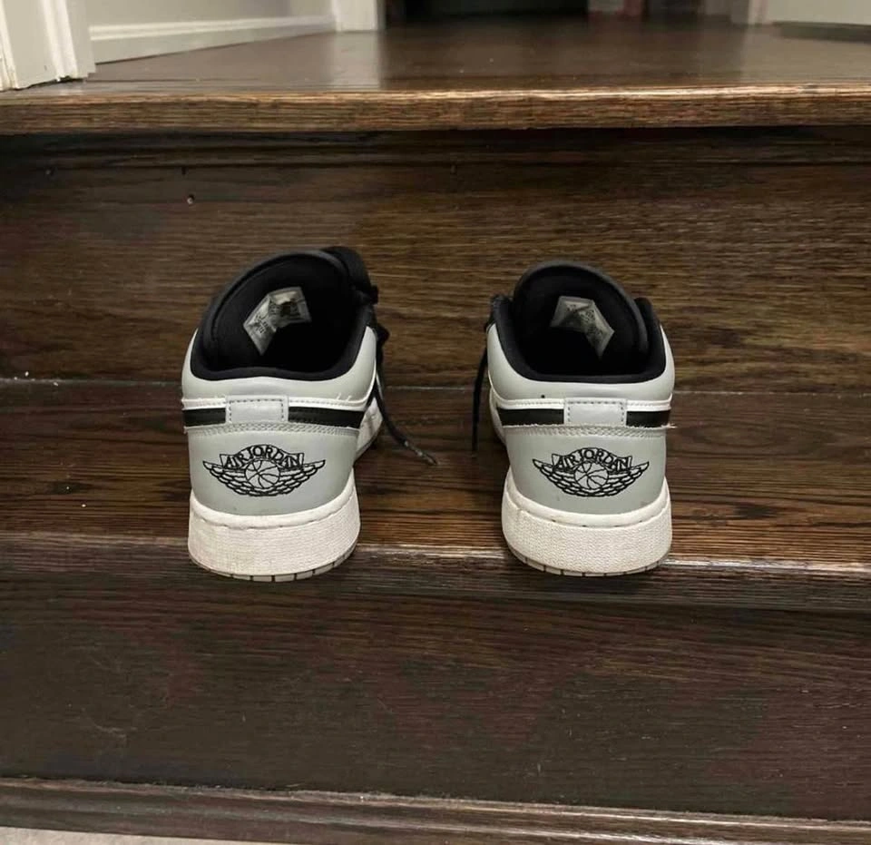 Jordan 1 Low Black White Grey Sneakers Size 5.5 - photo 5