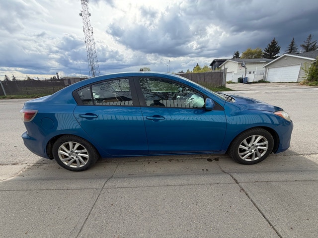 Mazda 3 low km - photo 2