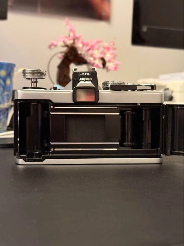 Olympus OM-1 Film Camera F.Zuiko 50mm 1.8 Lens - photo 5