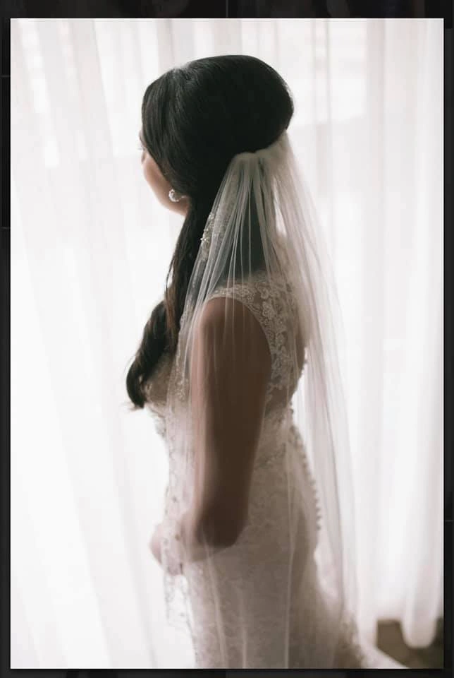 Kenneth Winston Wedding Dress Size 14 (fits 8-10) + Veil - photo 3