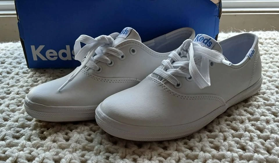 New Leather Size 2 youth Keds Shoes white - photo 2