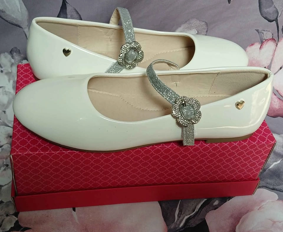 White Dress Shoes 5 youth - photo 2