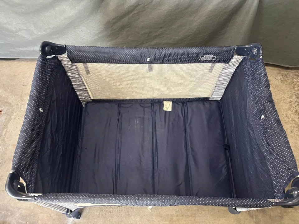 Portable Graco Crib - photo 5