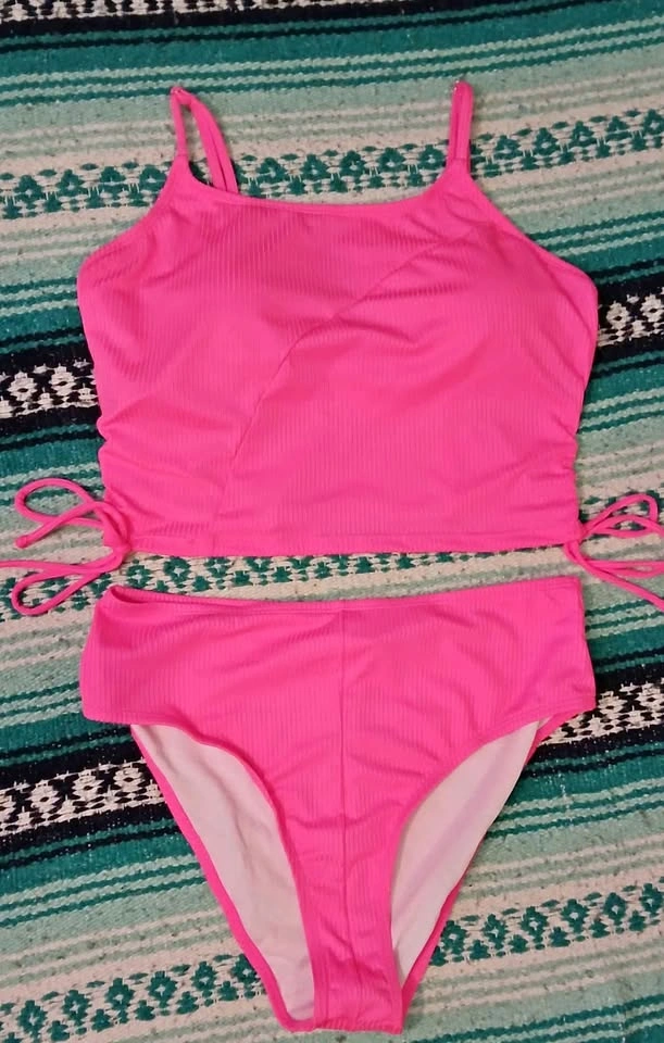 New Pink Two-Piece Swimsuit XL