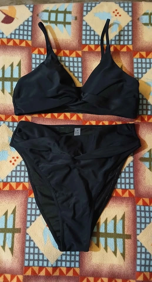 New 2 Piece Black Swimsuit - Women's Small - photo 3