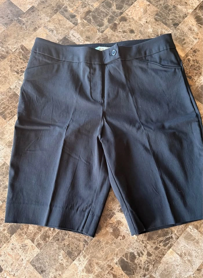 Black Shorts Capris Lot Size 12 Cleo Petites S.C.&CO. - photo 2