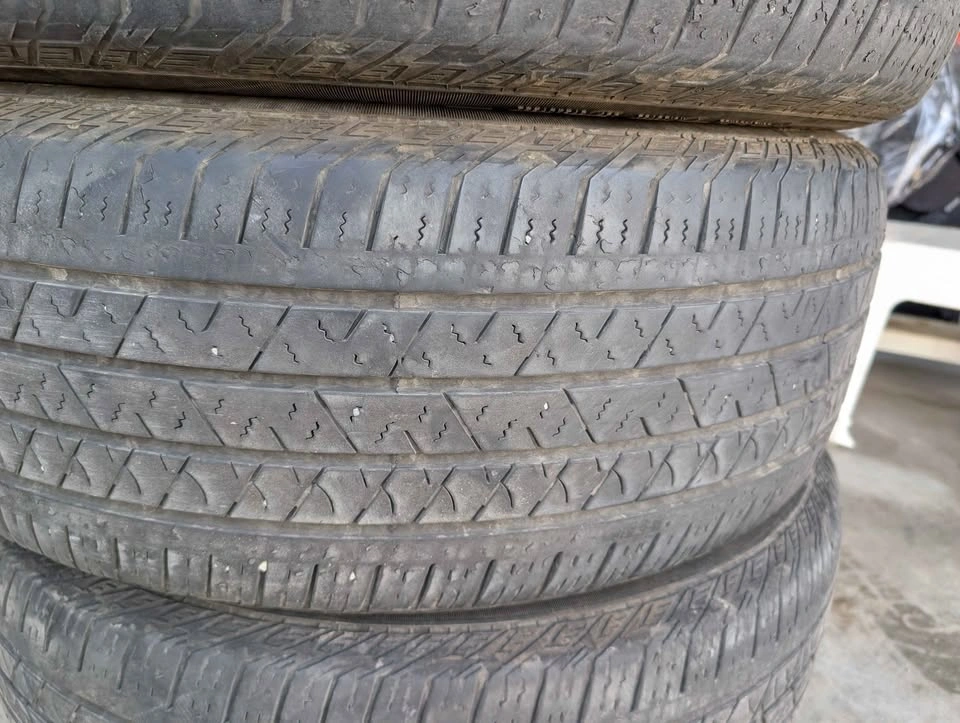245/50 R20 Continental Cross Contact All Season Tires - photo 3