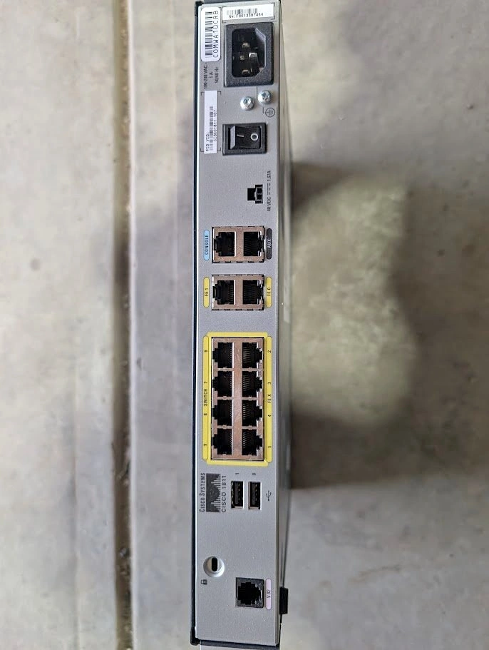 Cisco Router 1811