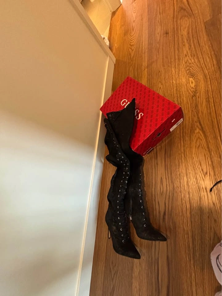Guess GWNAZZELL Black Over-the-Knee Lace-Up Boots Size 7 - photo 3