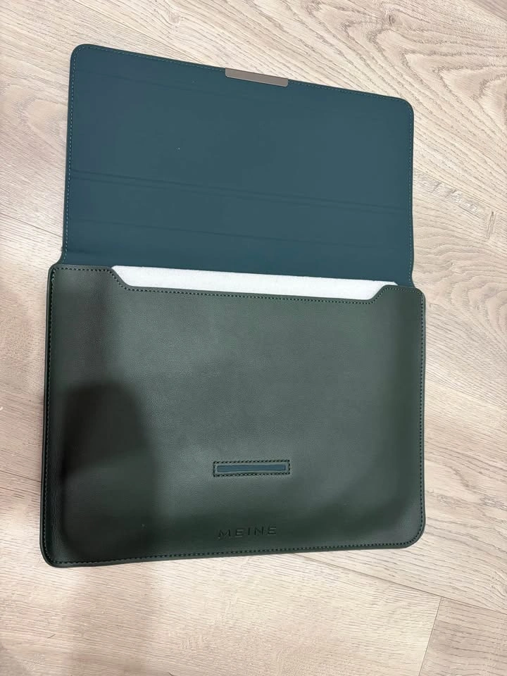 MEINE Vegan Leather Portfolio Folio – Green, Brand New - photo 3