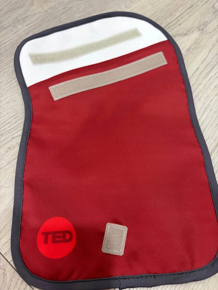 Chicobag Red Polka Dot and Solid Red Reusable Snack Bags - photo 3