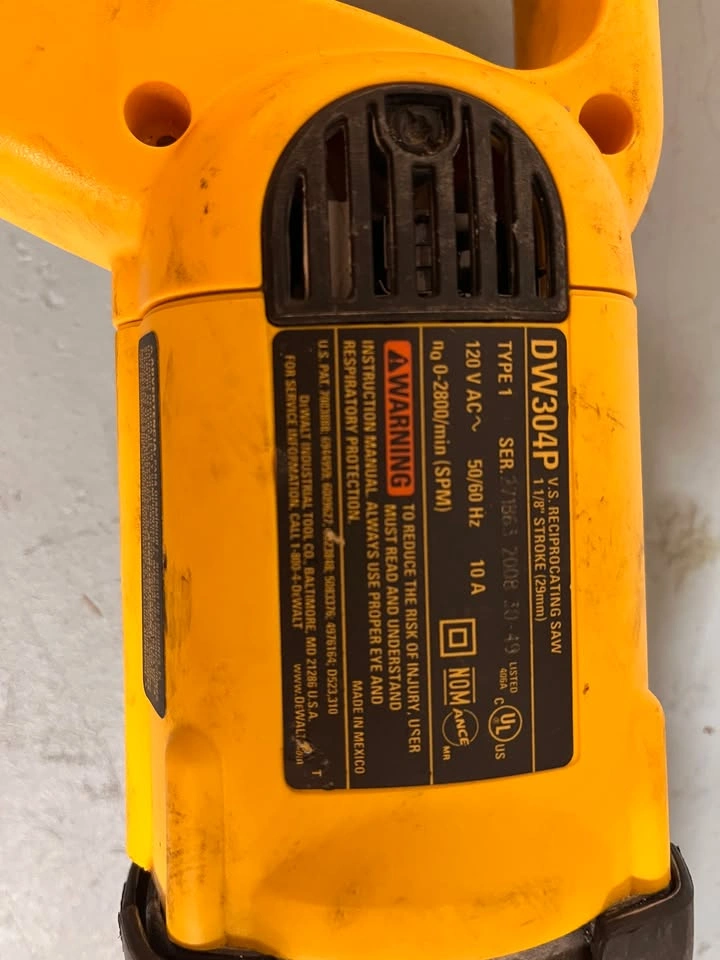 DeWalt Reciprocating Saw 120V - photo 2